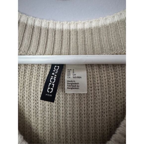 H&M divided women’s crème sweater vest size small - Picture 3 of 3